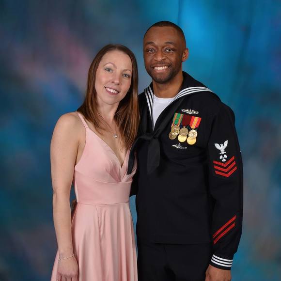 Meet your Posher, Britney - Picture 1 of 1